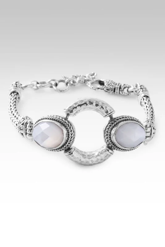 Let Promises Shine Bracelet™ in White Mother of Pearl