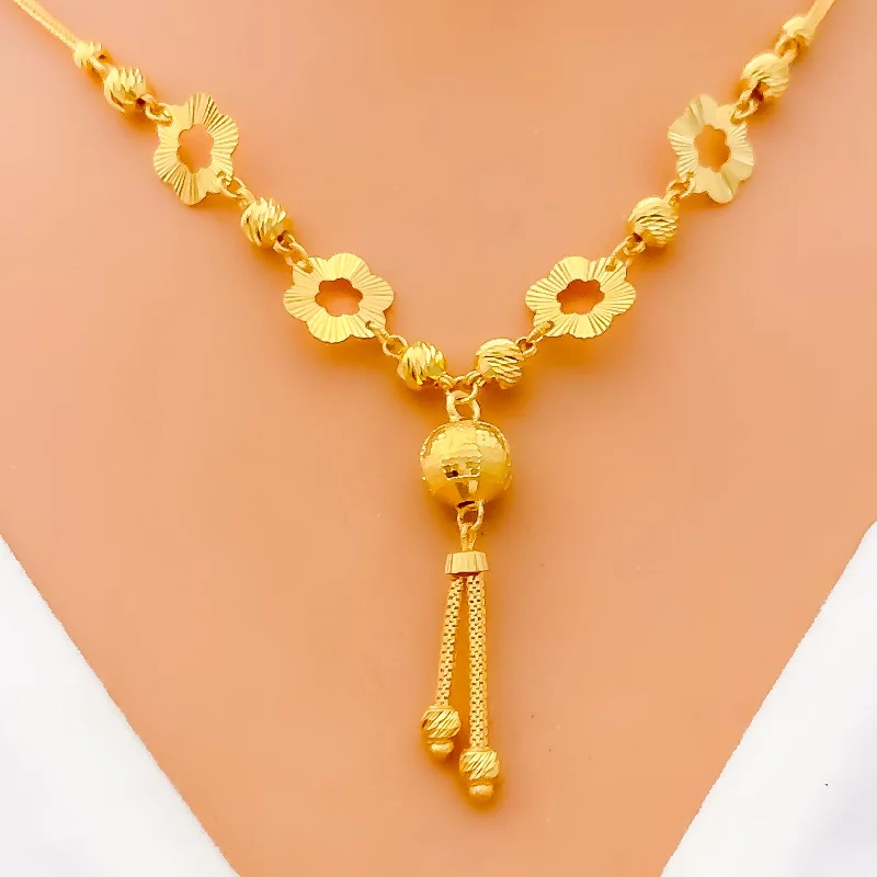 Charming Cutwork Flower 22k Gold Necklace