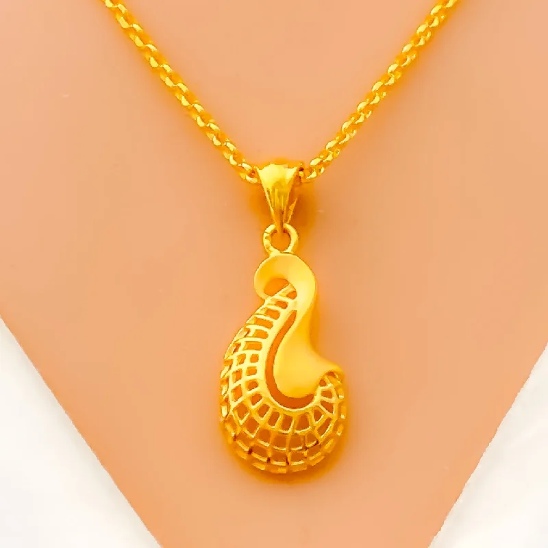 Magnificent Chic 22k Gold Necklace