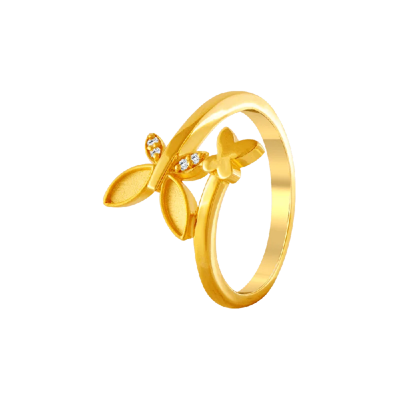 22KT Yellow Gold And American Diamond Ring For Women